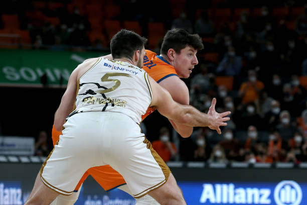 霍伊伦的诉 霍伊伦的诉