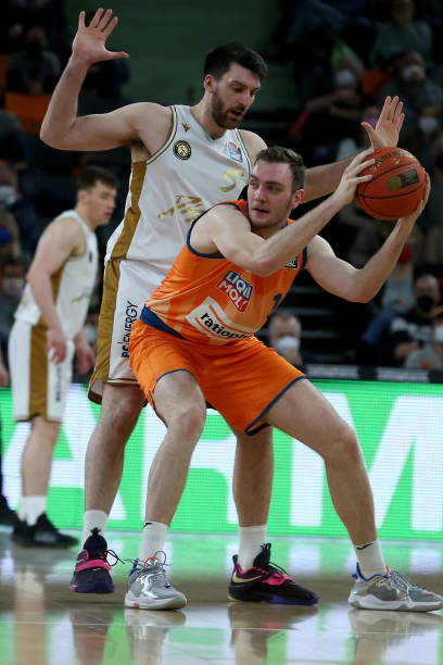 强大心理素 强大心理素