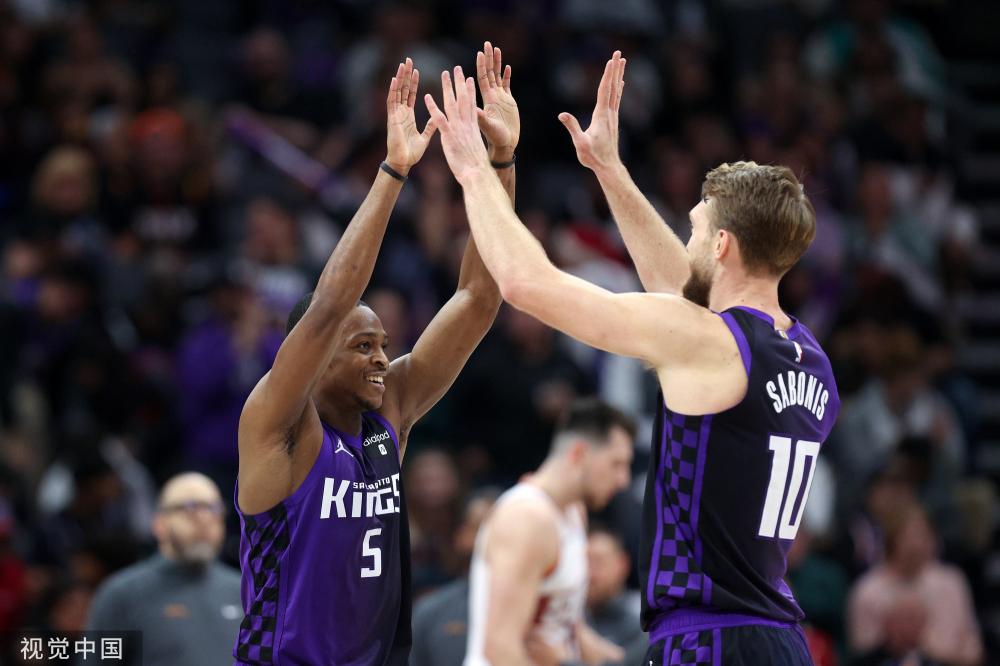 们绝不会轻 们绝不会轻