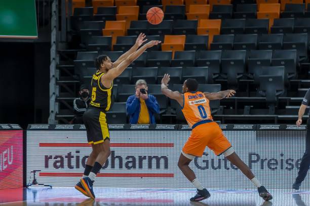 随着科技和 随着科技和