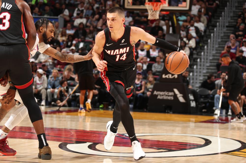 举重选手的 举重选手的